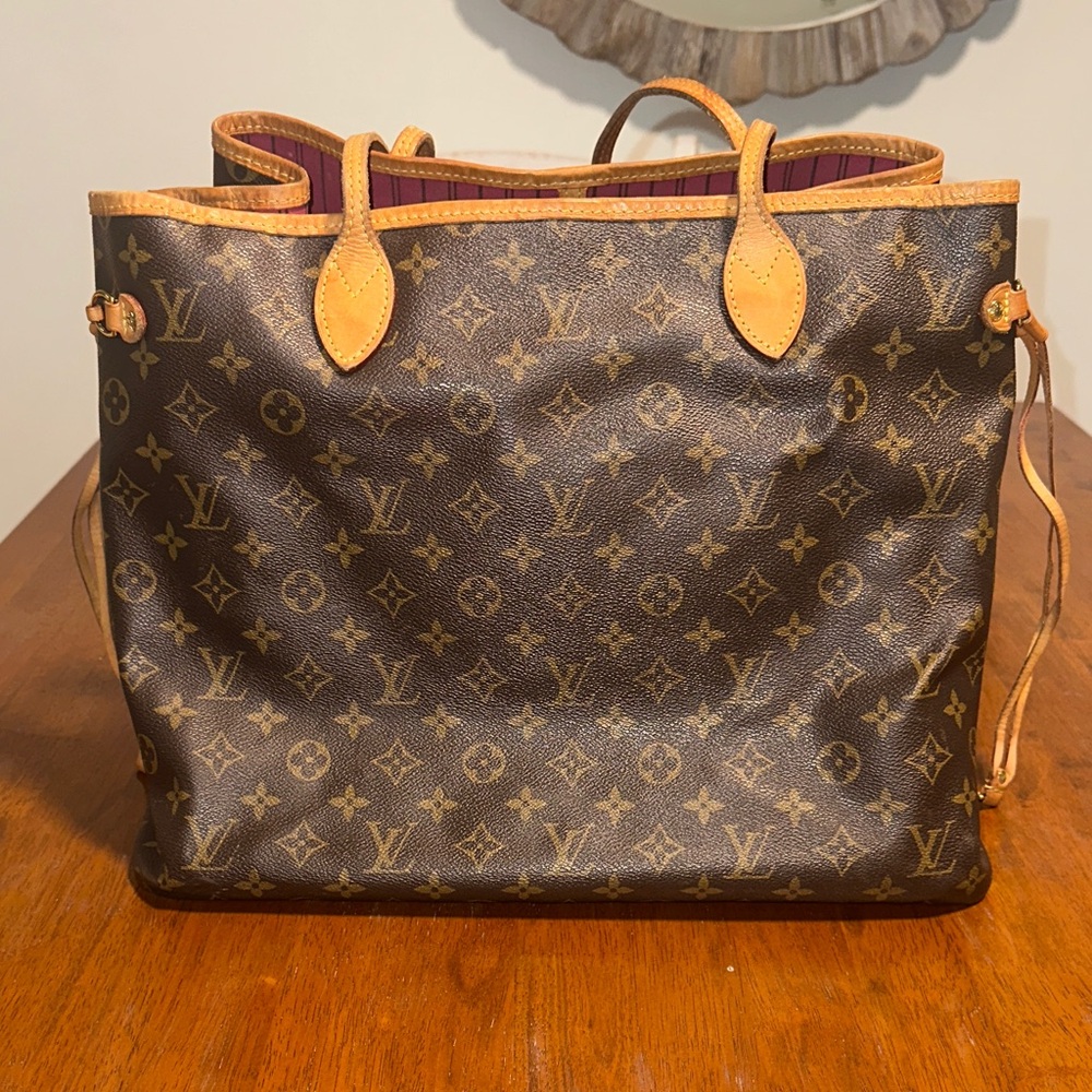 Louis Vuitton Monogram Canvas Tote with Pink Interior and Tan Trim